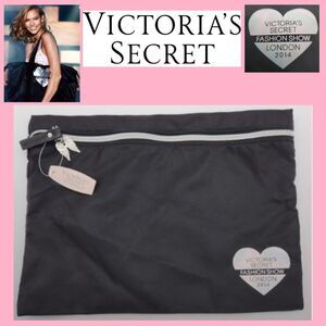 NWT - Victoria's Secret Fashion Show London 2014 Travel Pouch Bag